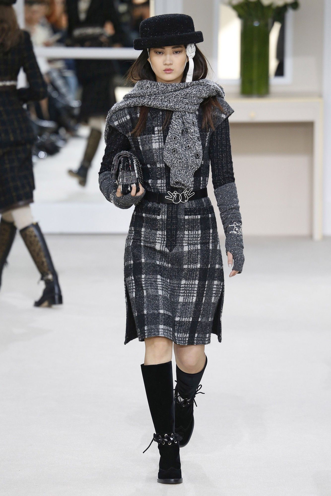 Коллекция Chanel прет-а-порте сезона осень-зима 2016-2017_31