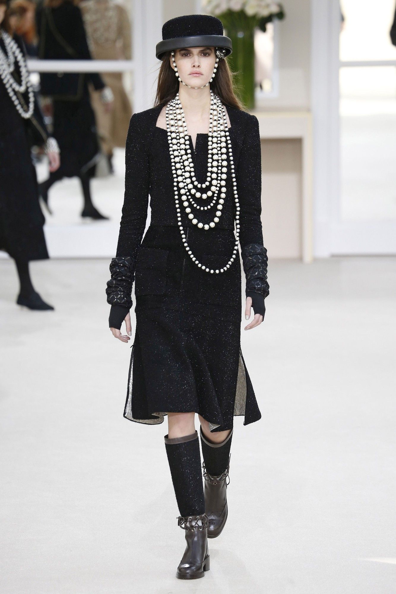 Коллекция Chanel прет-а-порте сезона осень-зима 2016-2017_53