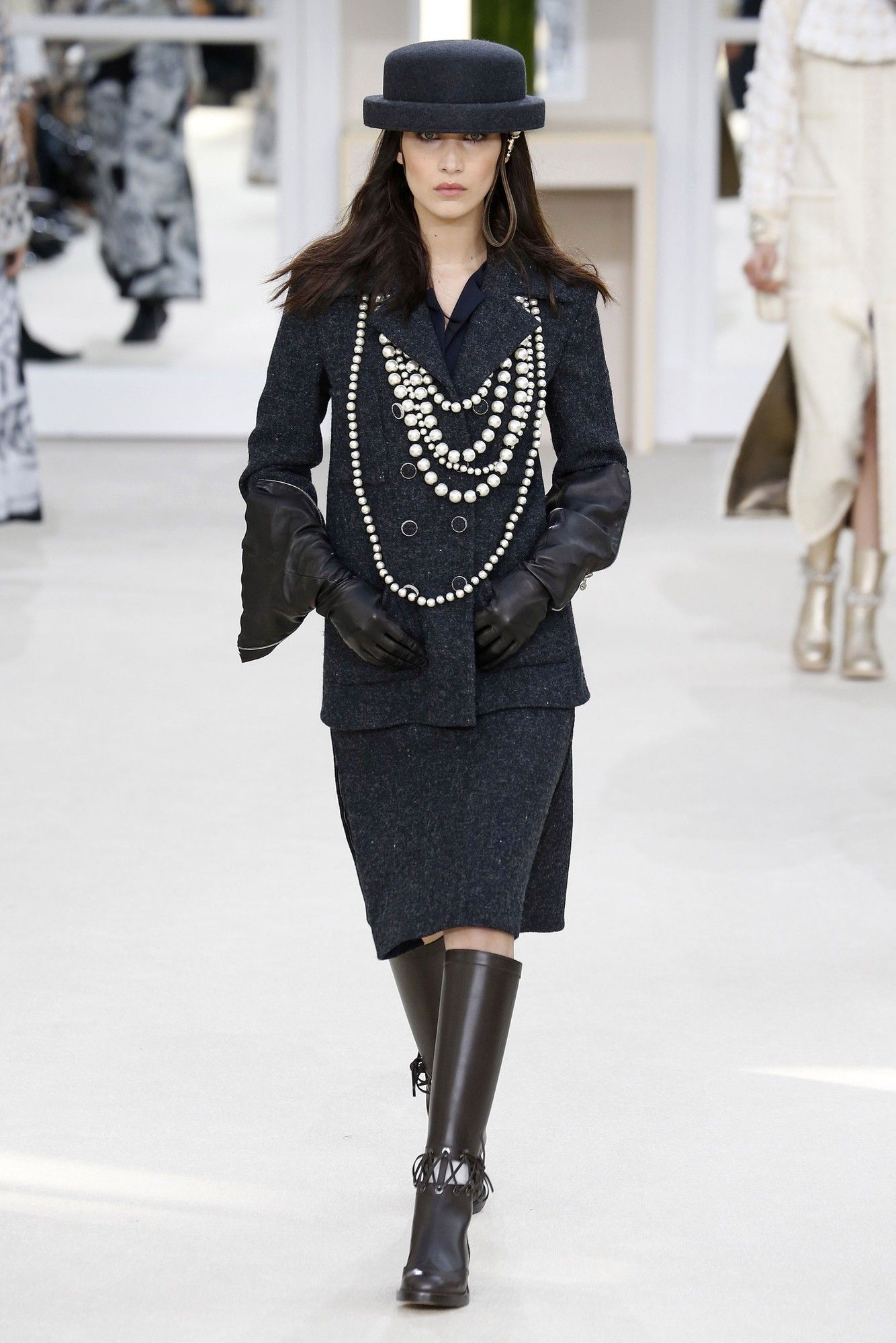 Коллекция Chanel прет-а-порте сезона осень-зима 2016-2017_48