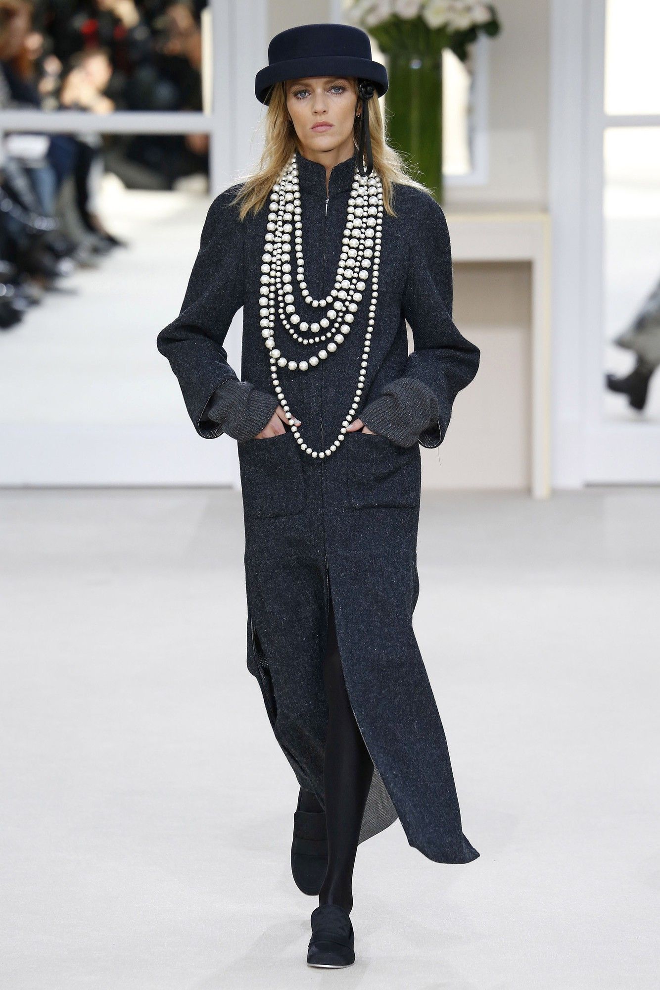 Коллекция Chanel прет-а-порте сезона осень-зима 2016-2017_45