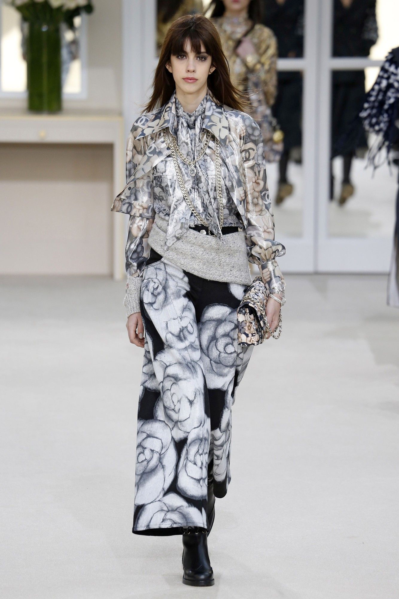Коллекция Chanel прет-а-порте сезона осень-зима 2016-2017_44