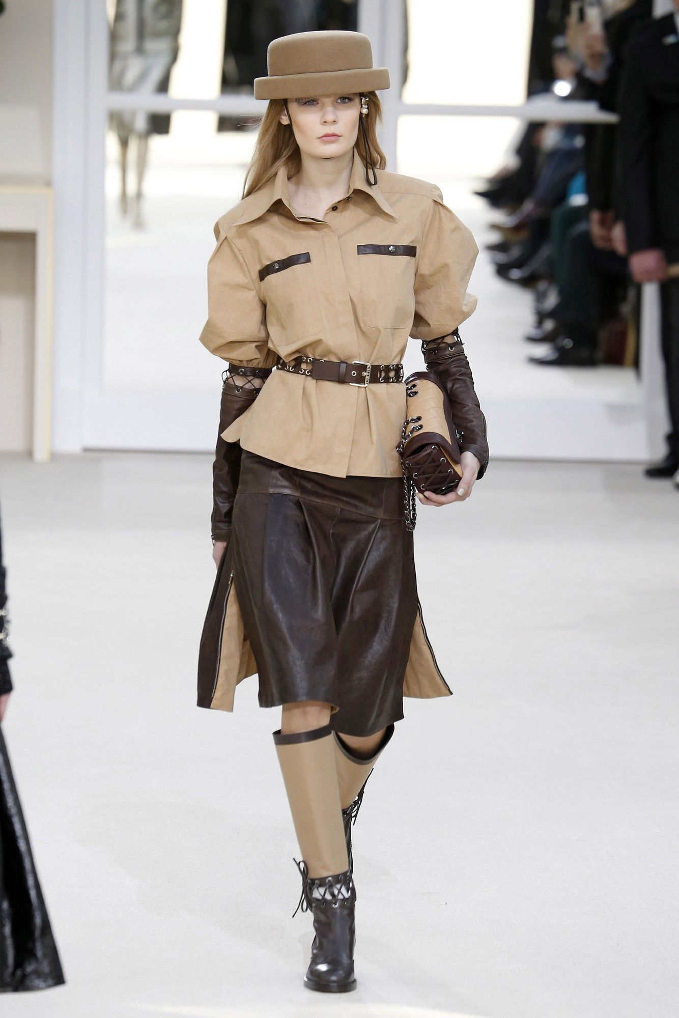Коллекция Chanel прет-а-порте сезона осень-зима 2016-2017_67
