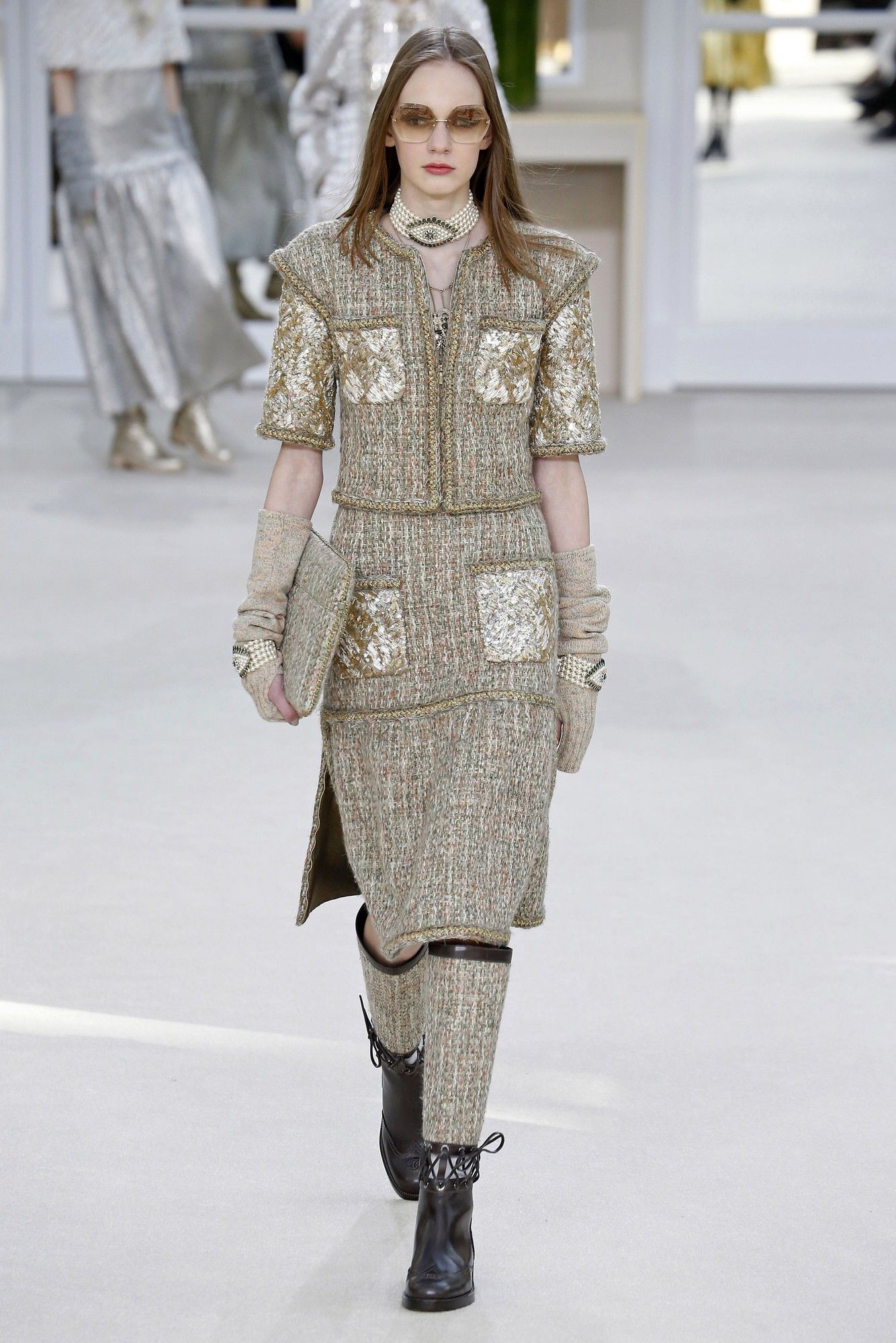 Коллекция Chanel прет-а-порте сезона осень-зима 2016-2017_71