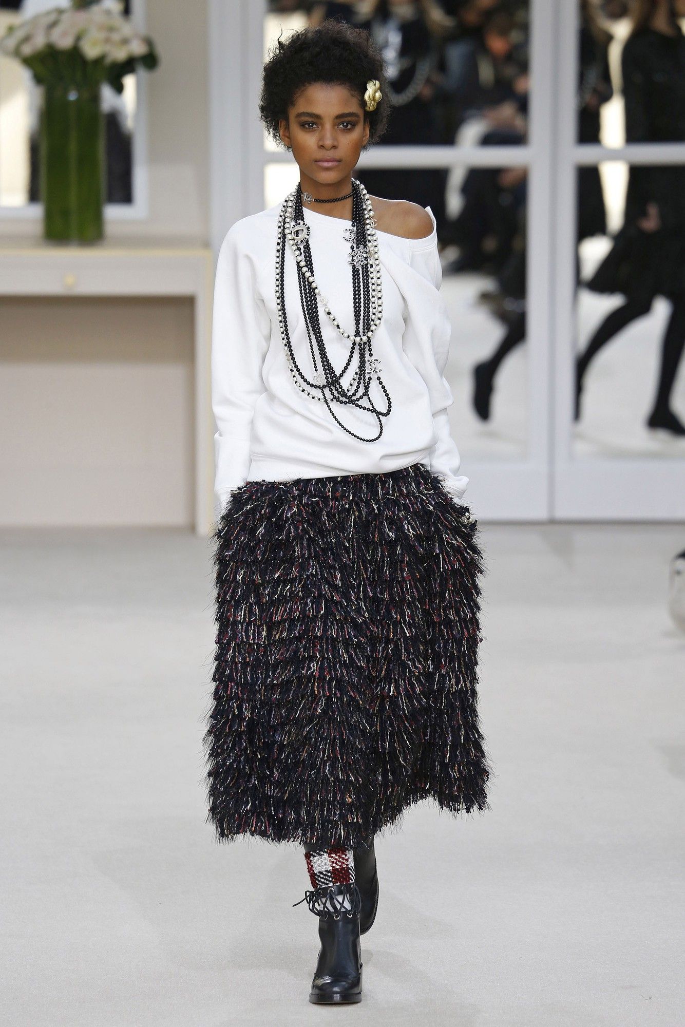 Коллекция Chanel прет-а-порте сезона осень-зима 2016-2017_83