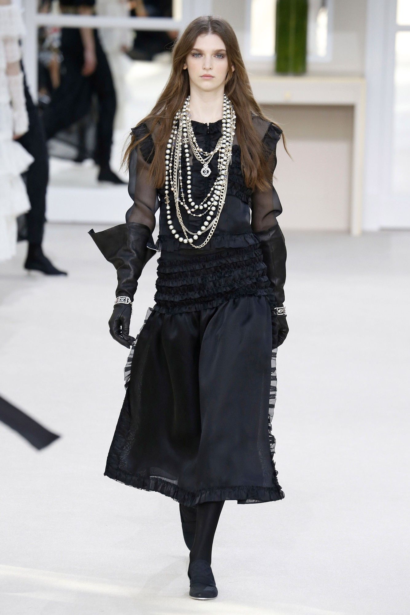 Коллекция Chanel прет-а-порте сезона осень-зима 2016-2017_88