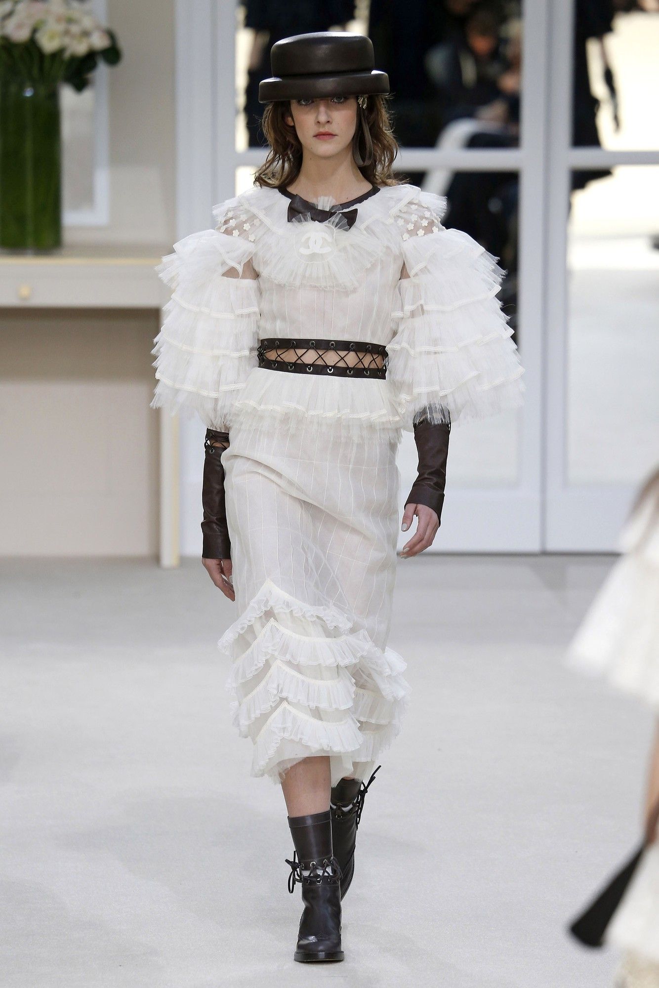 Коллекция Chanel прет-а-порте сезона осень-зима 2016-2017_87