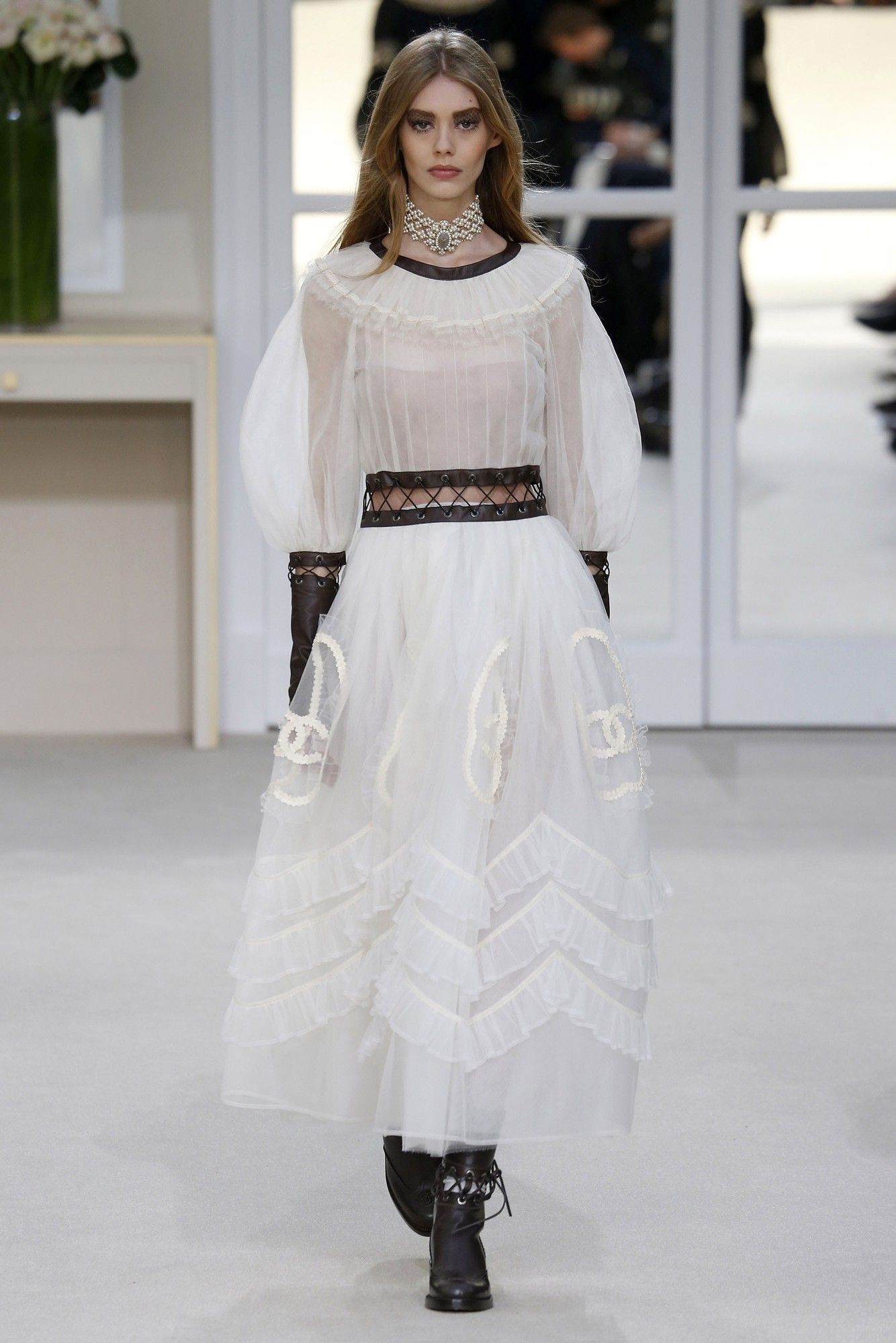 Коллекция Chanel прет-а-порте сезона осень-зима 2016-2017_93