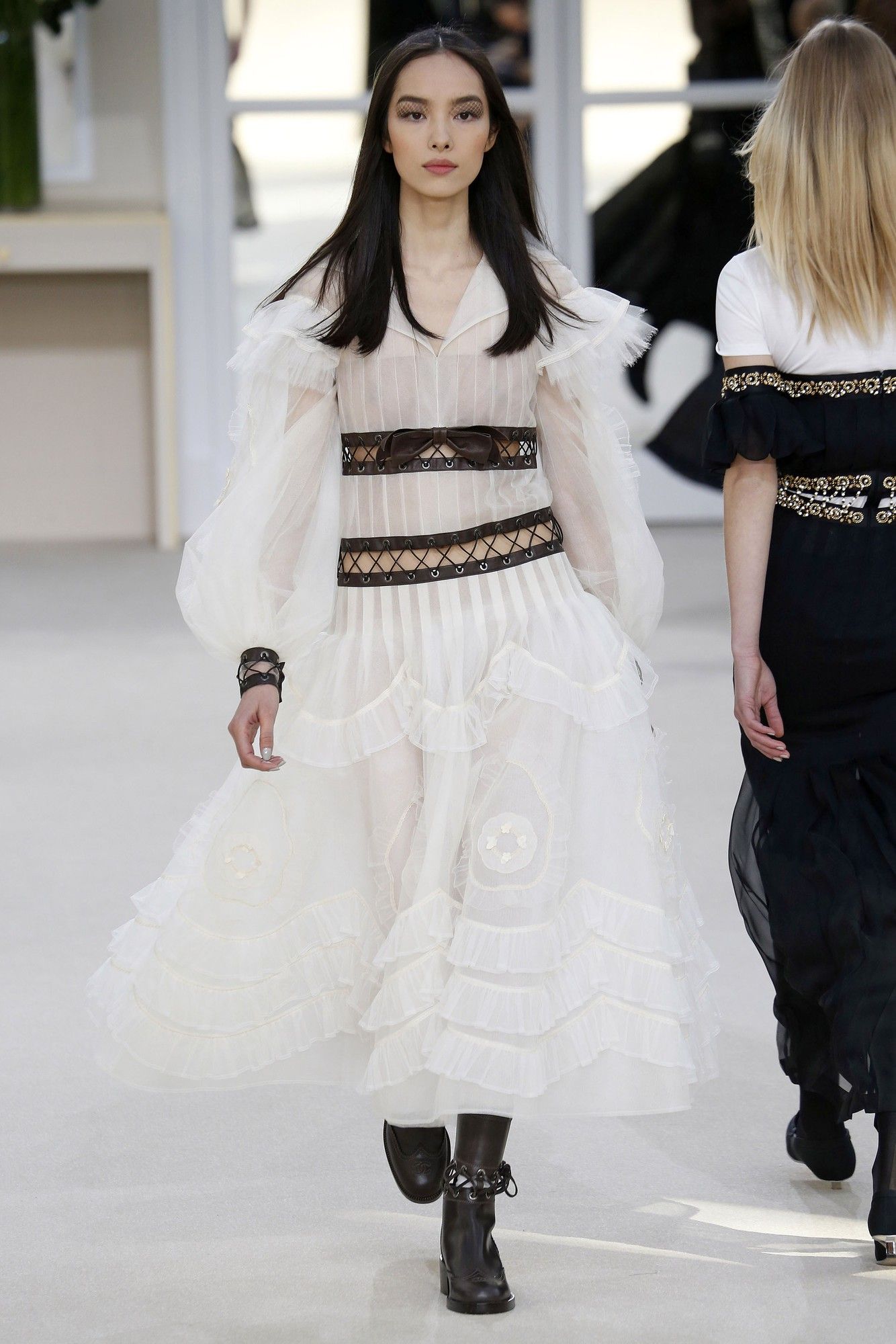 Коллекция Chanel прет-а-порте сезона осень-зима 2016-2017_92