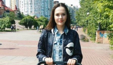 Солістка The Hardkiss вперше показала обличчя сина