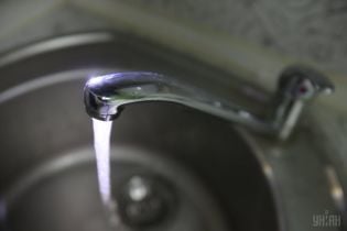 Нові платіжки за воду неприємно вразять українців: фахівці радять поквапитися з лічильниками