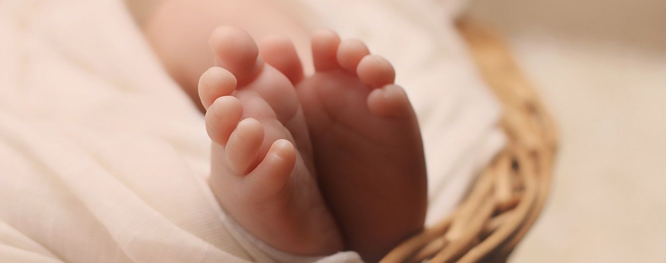 В Австралії 63-річна пенсіонерка народила першу дитину