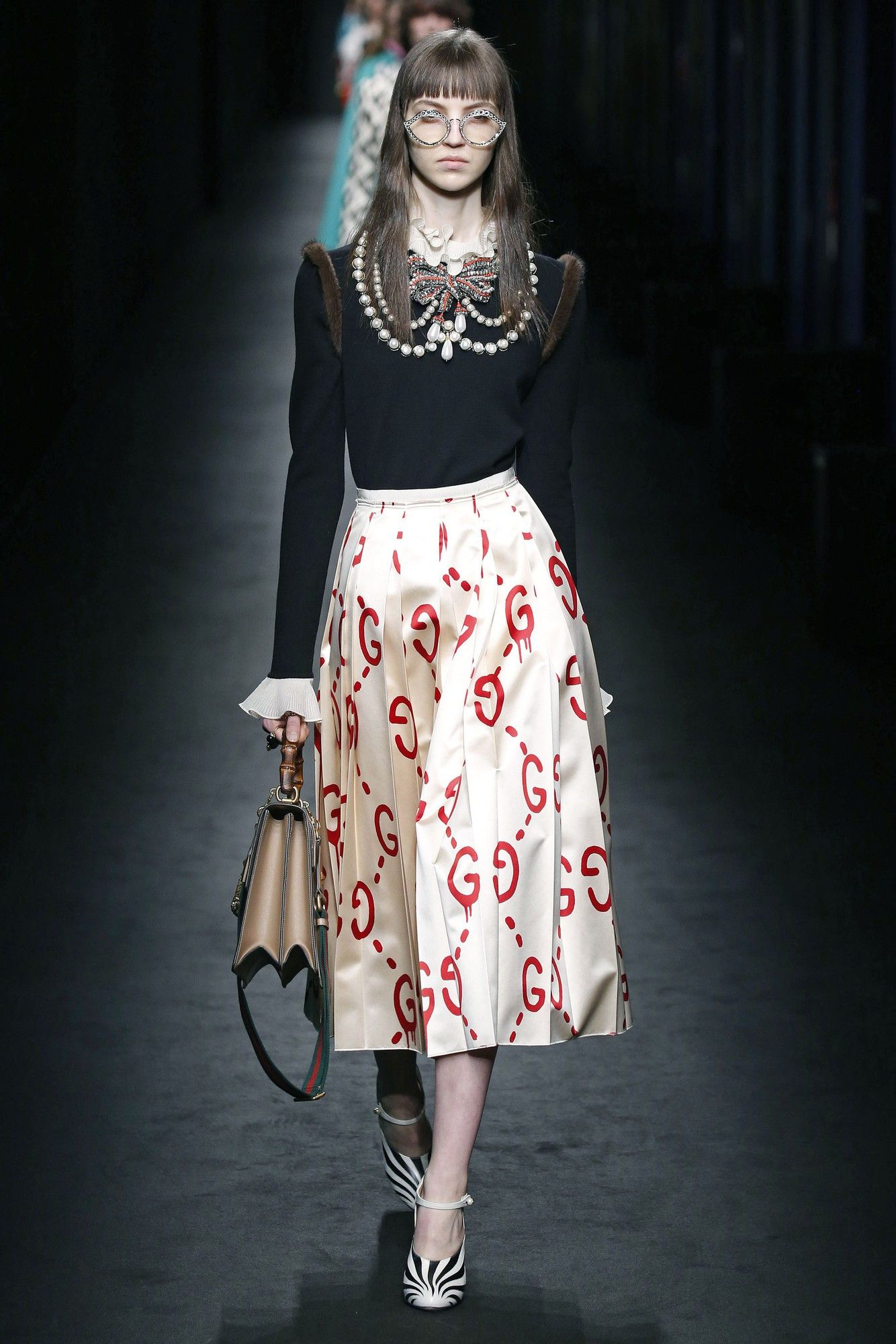Коллекция Gucci прет-а-порте сезона осень-зима 2016-2017_10