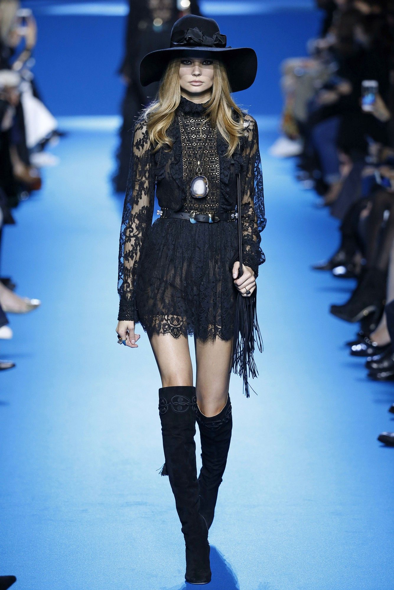 Коллекция Elie Saab прет-а-порте сезона осень-зима 2016-2017_8