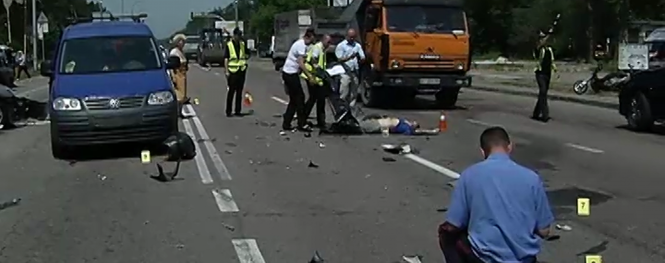 Під Києвом відтворили трагічну ДТП із онуком екс-глави СБУ та пенсіонером