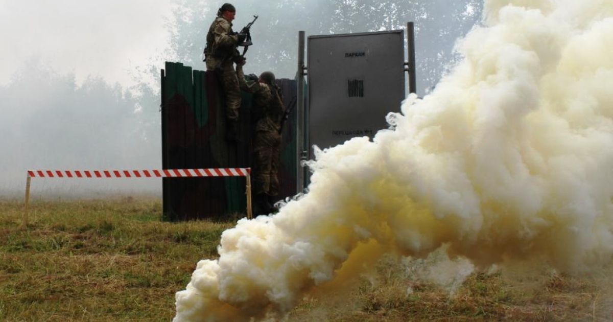 Боєць АТО підірвався на розтяжці в районі Троїцького