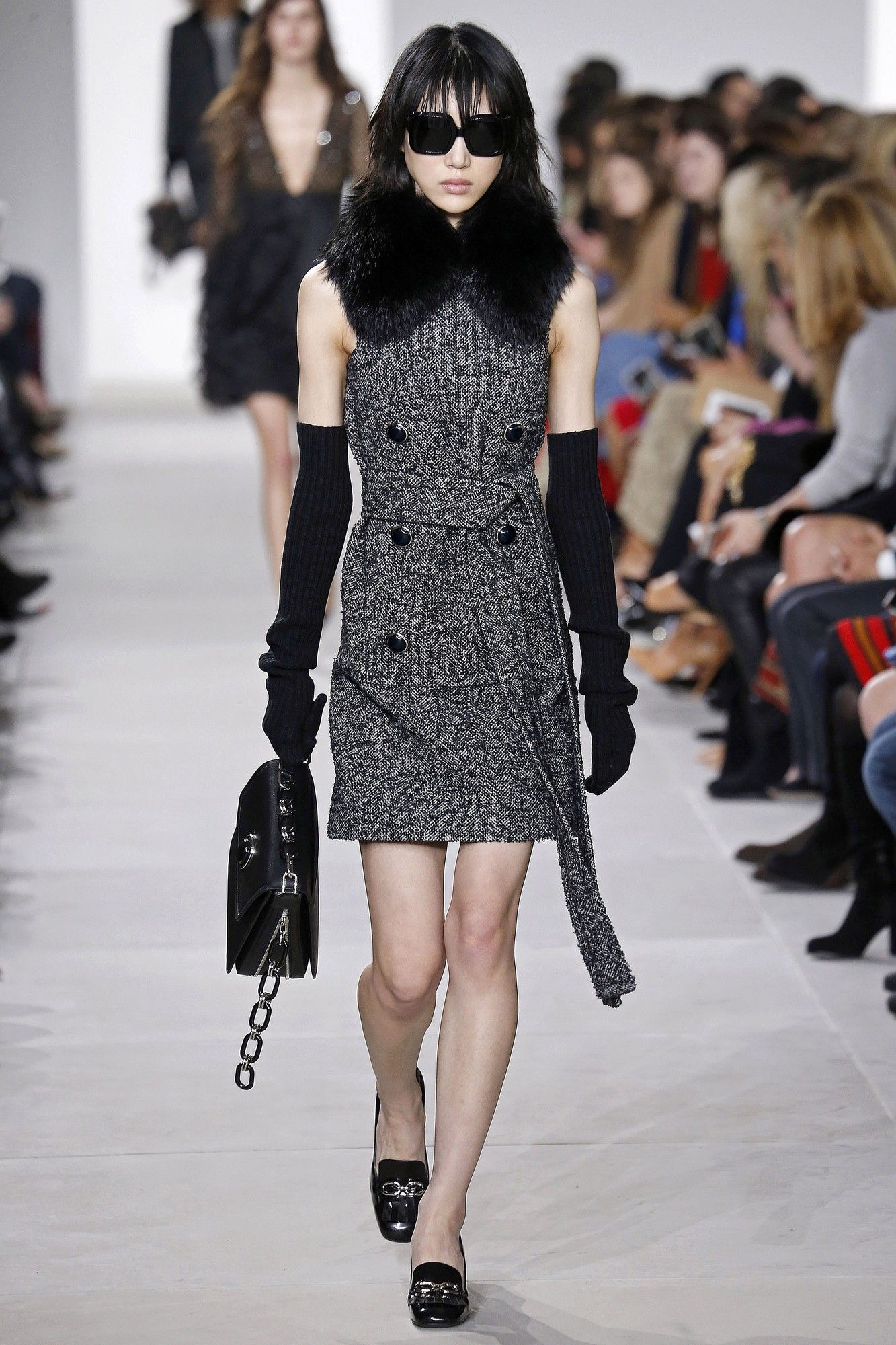 Коллекция Michael Kors прет-а-порте сезона осень-зима 2016-2017_45