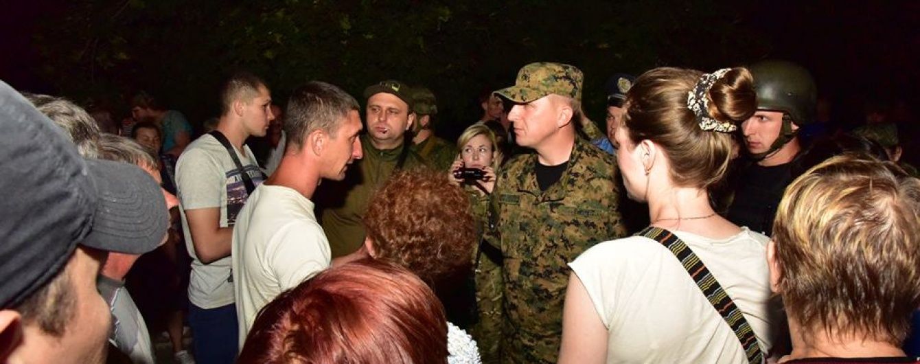 Бунт у Торецьку: затриманий розповів, як опинився на протесті, і чому підозра падає на мера