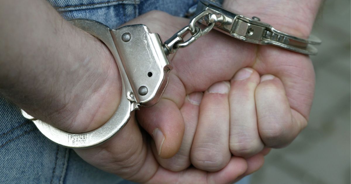 Бывшего руководителя "Информационных судебных систем" сняли с поезда на границе с РФ