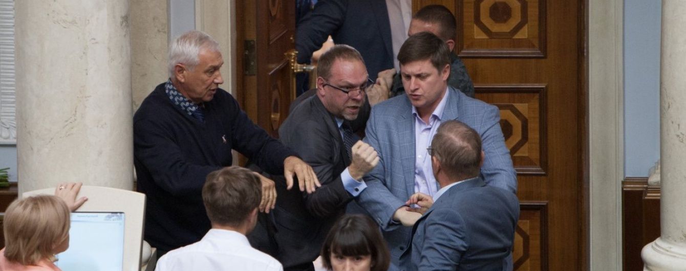 Чорновол розкрила причину бійки Власенка і Пашинського у Верховній Раді