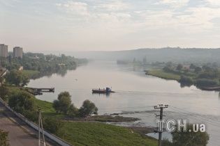 Західну Україну попереджають про підйом води у річках