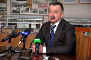 Торби з грошима та зброя. СБУ показала відео обшуку хабарника Василишина та його поплічника