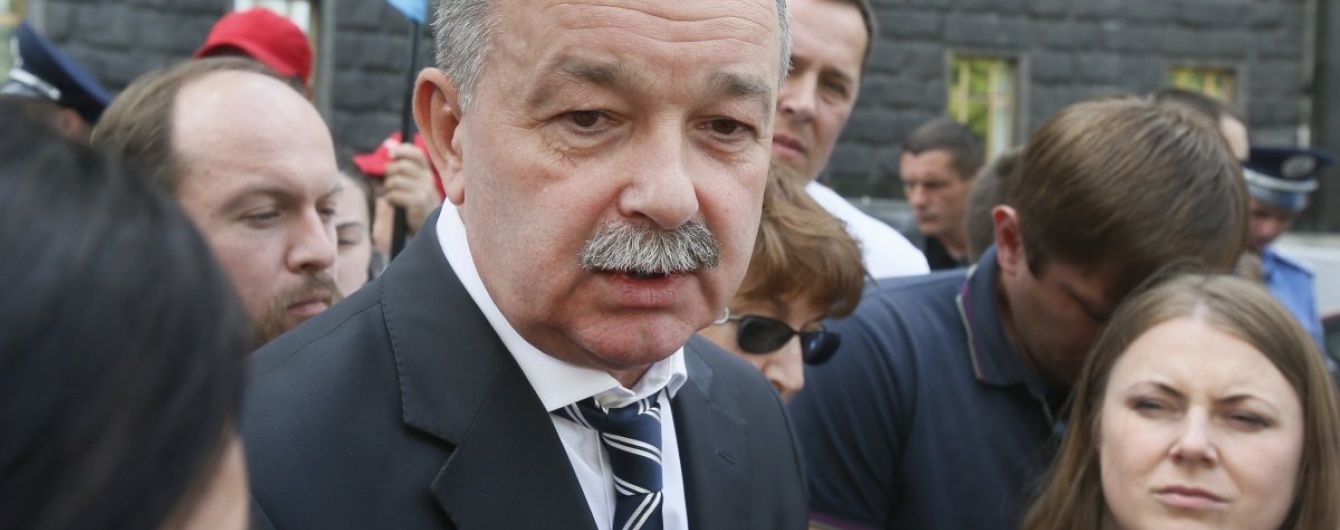 Журналистский скандал в зоне АТО и задержание заместителя главы Минздрава. 5 главных новостей дня