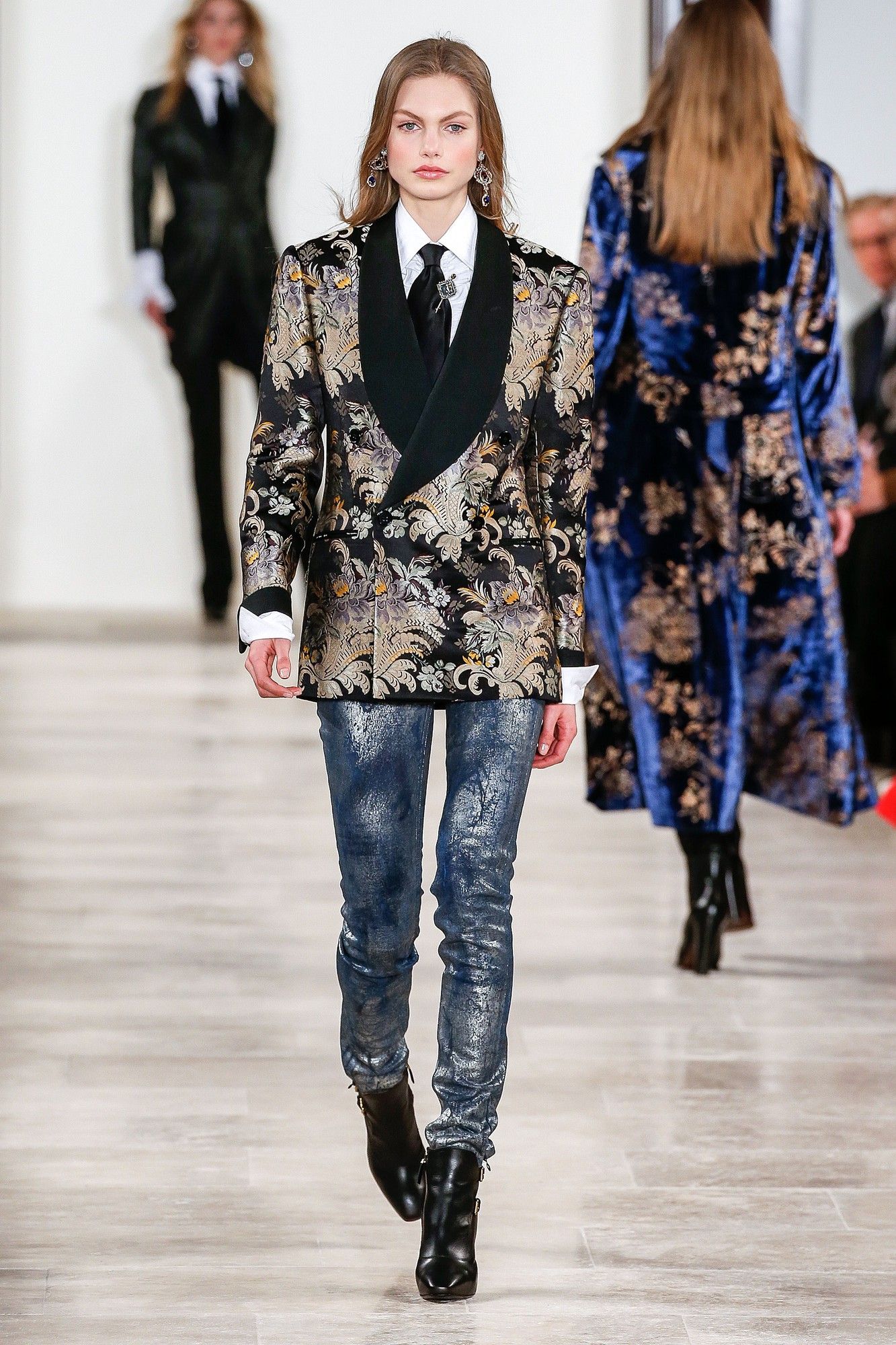 Коллекция Ralph Lauren прет-а-порте сезона осень-зима 2016-2017_30