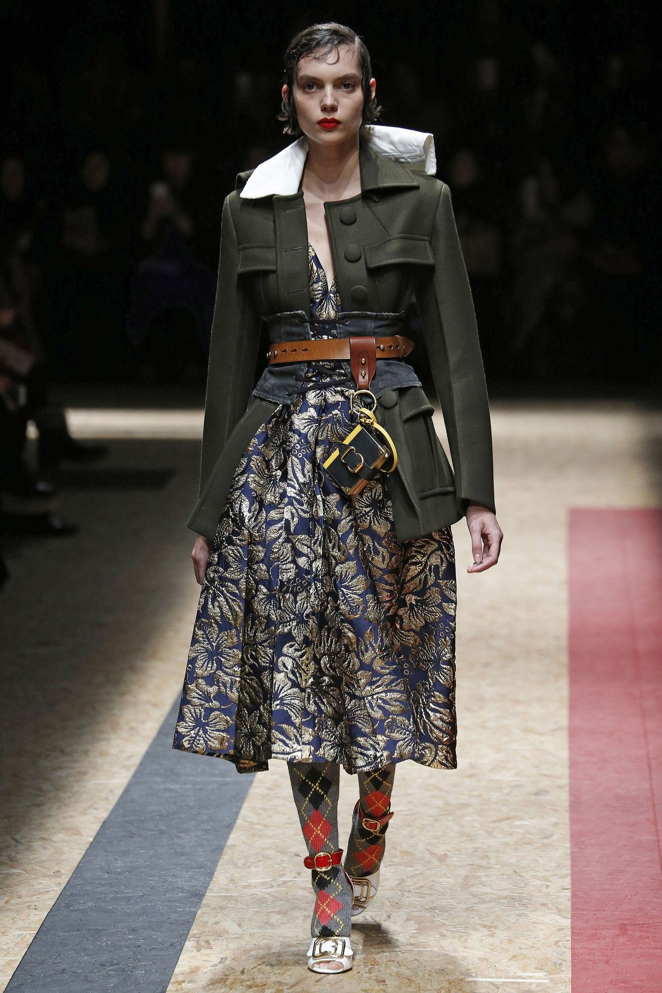 Коллекция Prada прет-а-порте сезона осень-зима 2016-2017_5