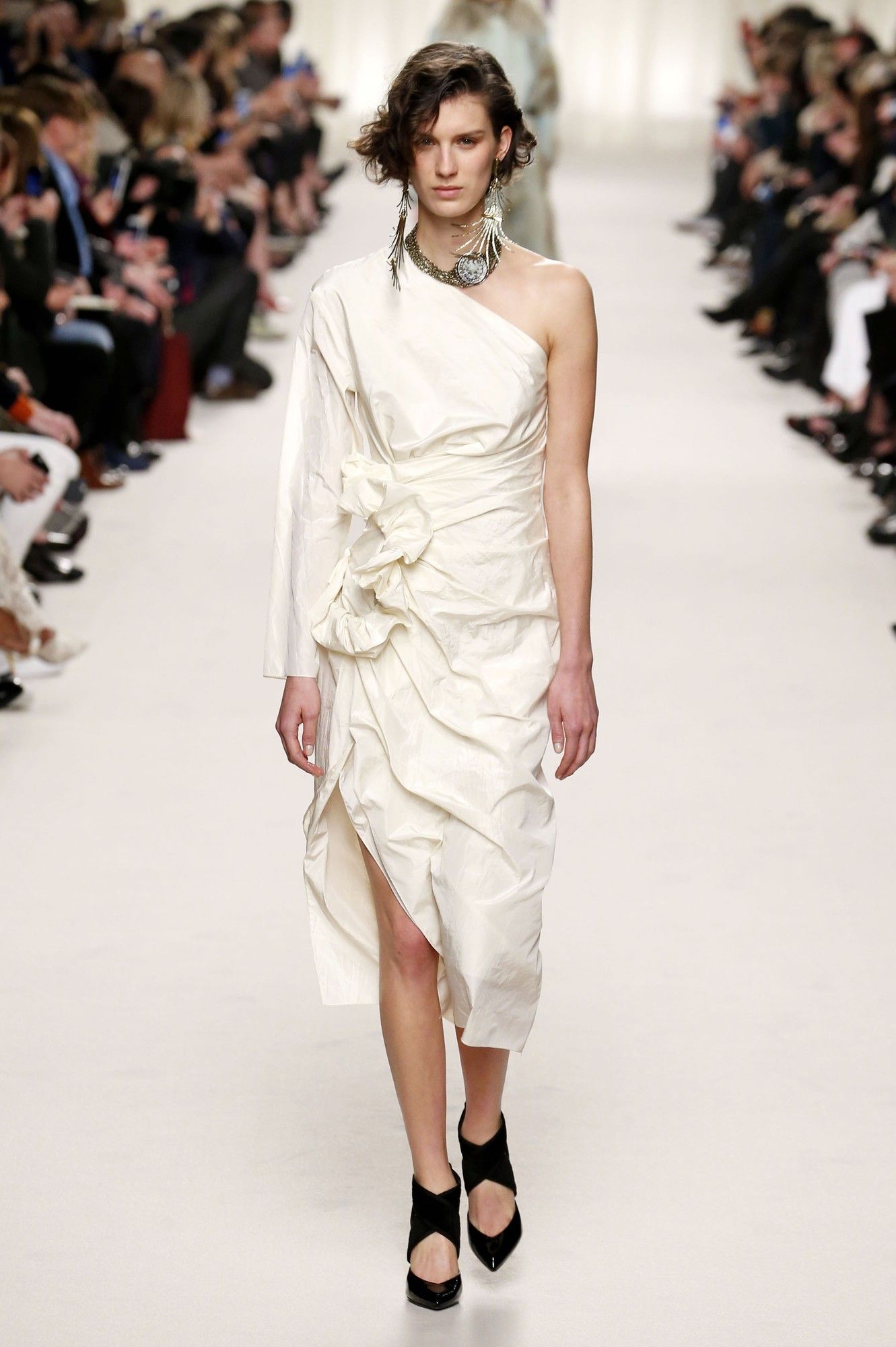 Коллекция Lanvin прет-а-порте сезона осень-зима 2016-2017_13