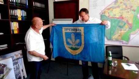 Обшуки в Ірпені та Бучі: Карплюк пообіцяв бути на роботі після обіду, а Федорук - у своєму маєтку