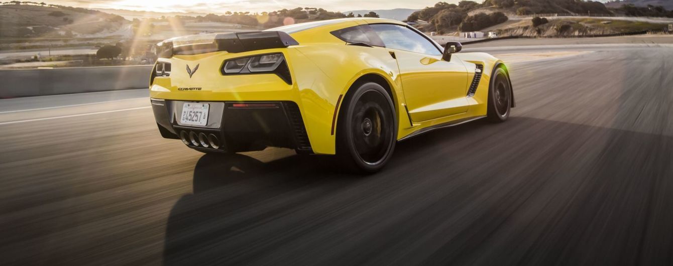 Глава відділу розробок General Motors розбив Chevrolet Corvette на гоночній трасі