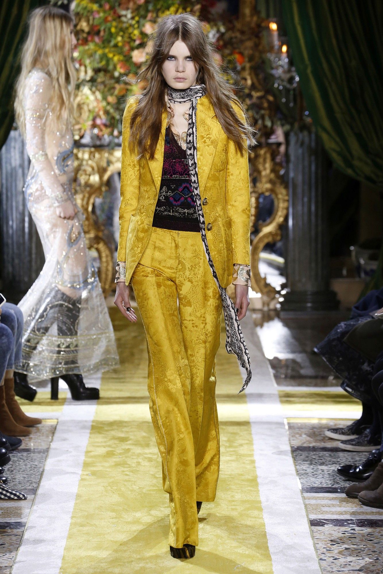 Коллекция Roberto Cavalli прет-а-порте сезона осень-зима 2016-2017_12