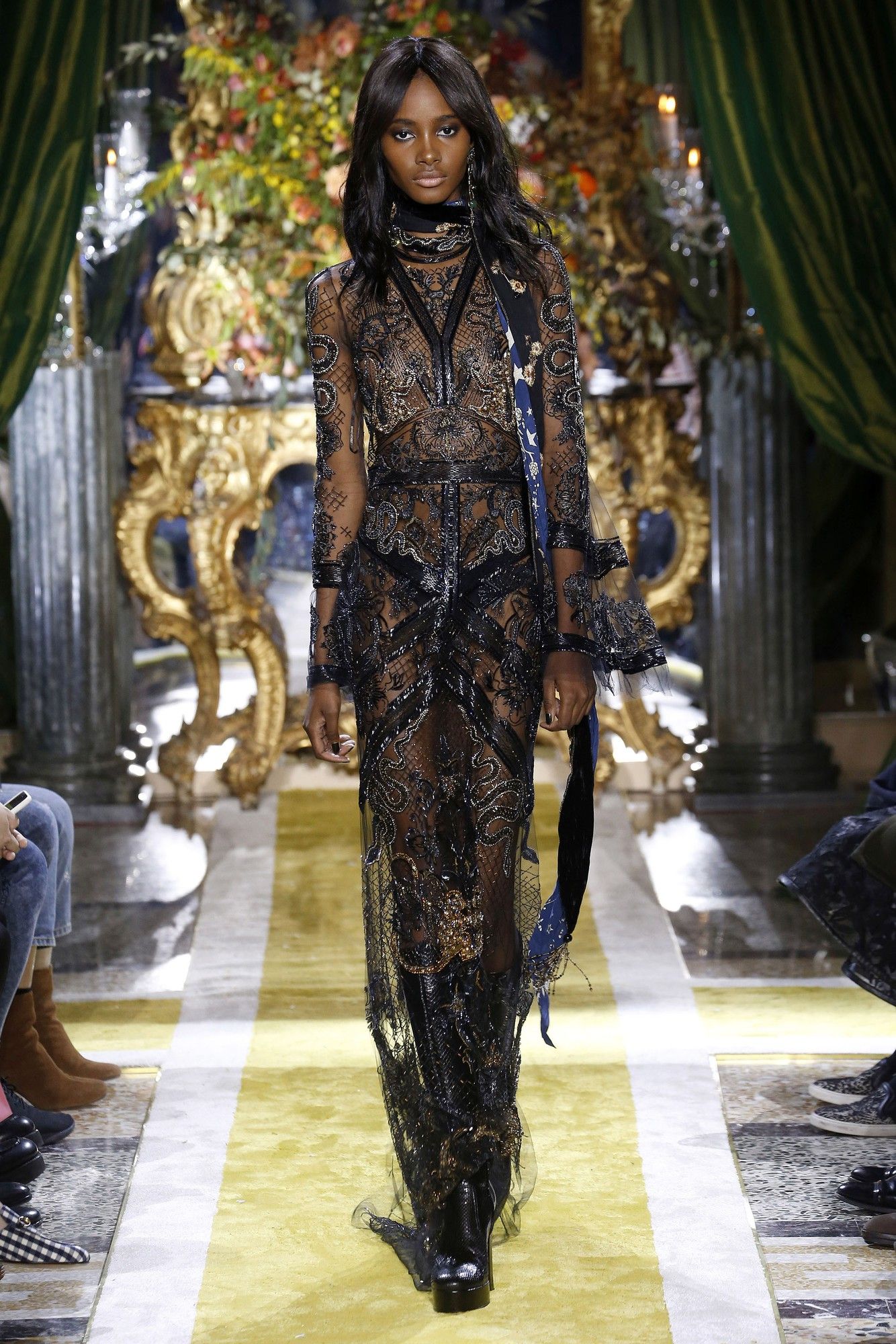 Коллекция Roberto Cavalli прет-а-порте сезона осень-зима 2016-2017_15