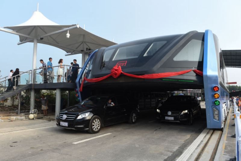 Transit Elevated Bus