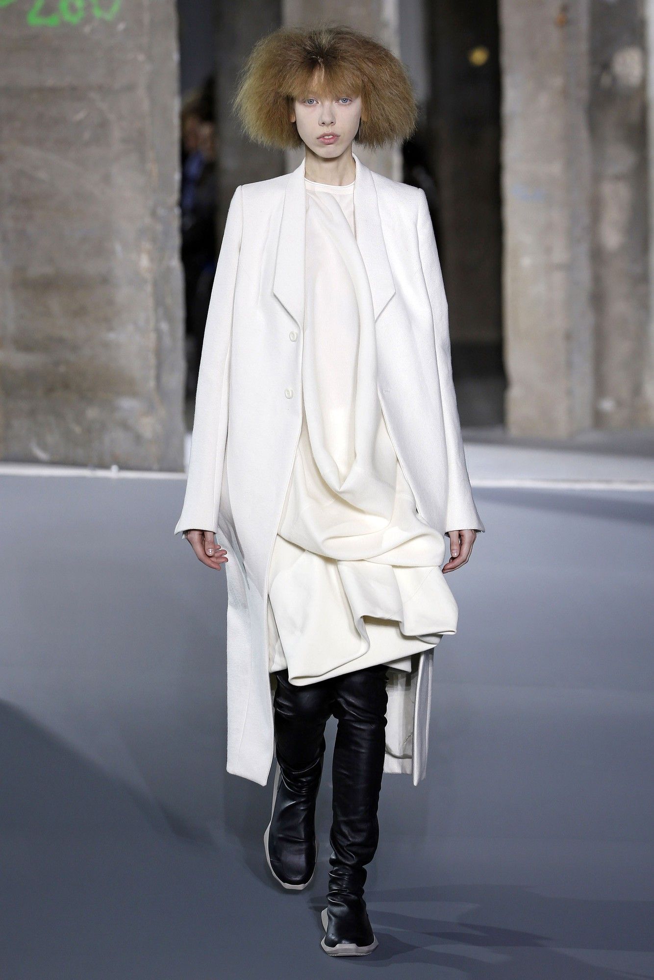 Коллекция Rick Owens прет-а-порте сезона осень-зима 2016-2017_1
