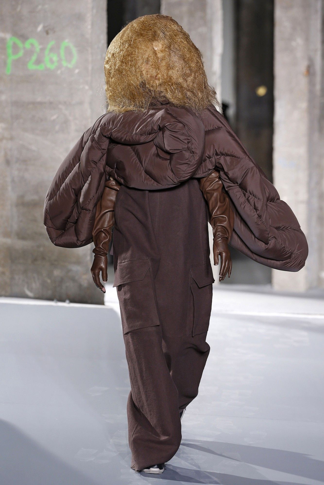 Коллекция Rick Owens прет-а-порте сезона осень-зима 2016-2017_36
