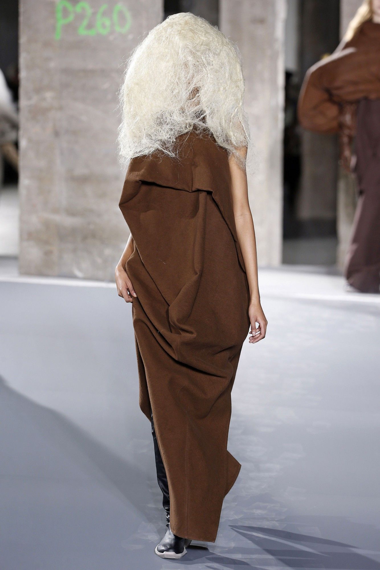 Коллекция Rick Owens прет-а-порте сезона осень-зима 2016-2017_37