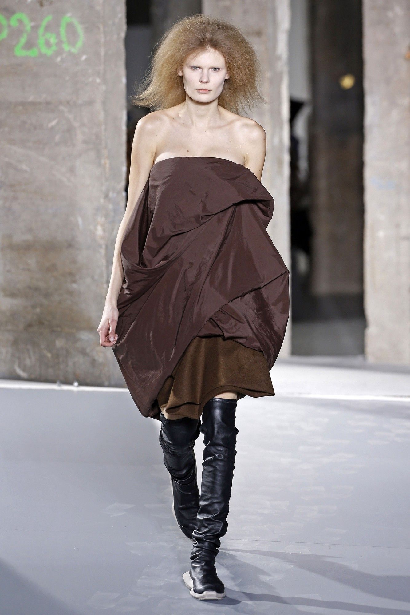 Коллекция Rick Owens прет-а-порте сезона осень-зима 2016-2017_32