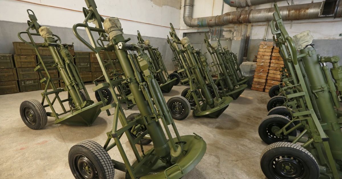 У Красногорівці внаслідок обстрілу бойовиків постраждала лікарня