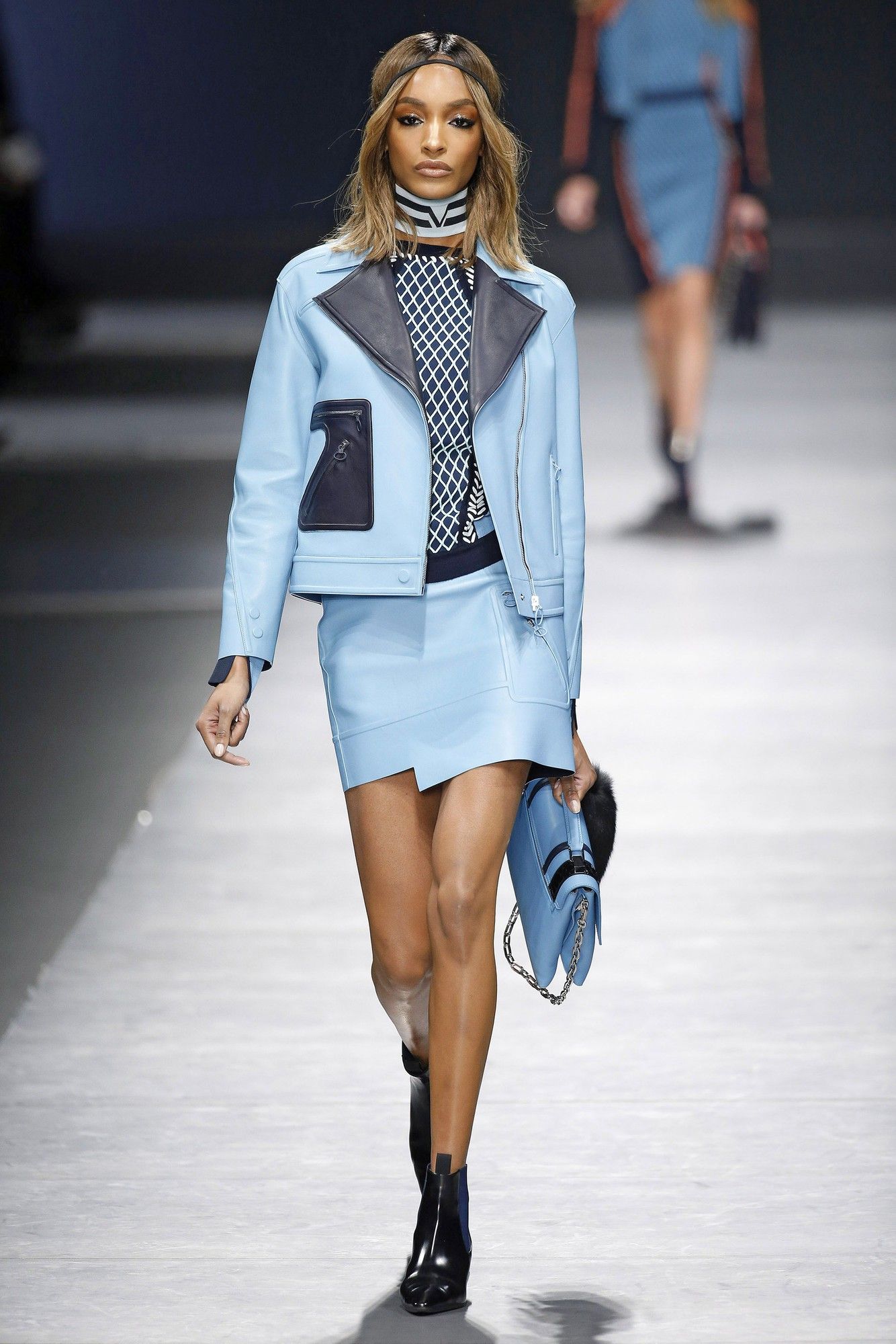 Коллекция Versace прет-а-порте сезона осень-зима 2016-2017_14