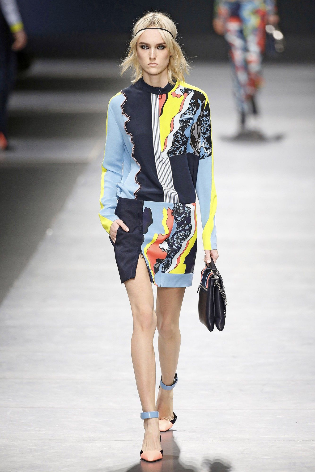 Коллекция Versace прет-а-порте сезона осень-зима 2016-2017_21
