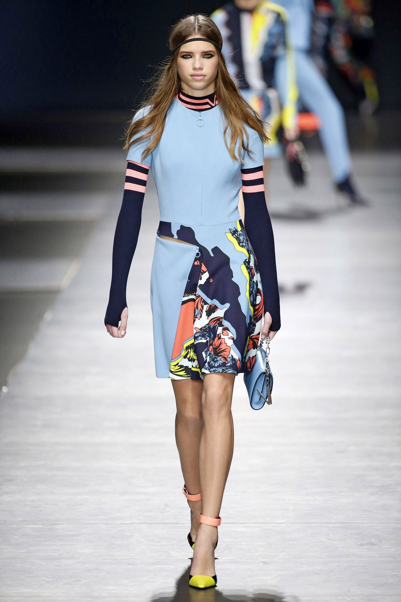 Коллекция Versace прет-а-порте сезона осень-зима 2016-2017_20