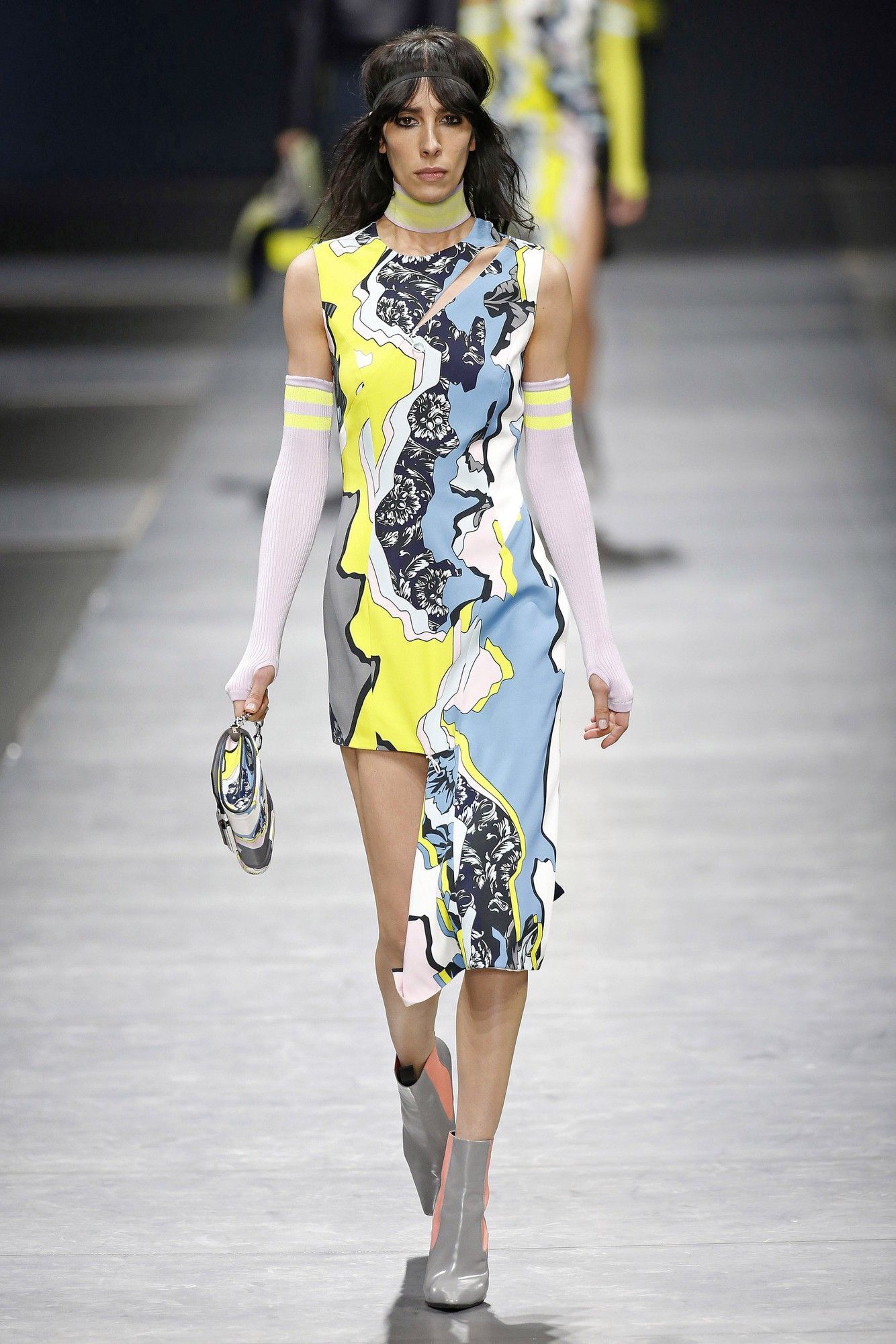 Коллекция Versace прет-а-порте сезона осень-зима 2016-2017_41