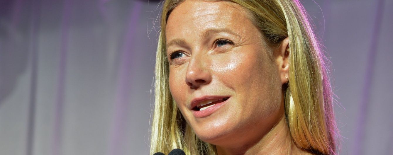 В платье Prada и без макияжа: Гвинет Пэлтроу на светском мероприятии