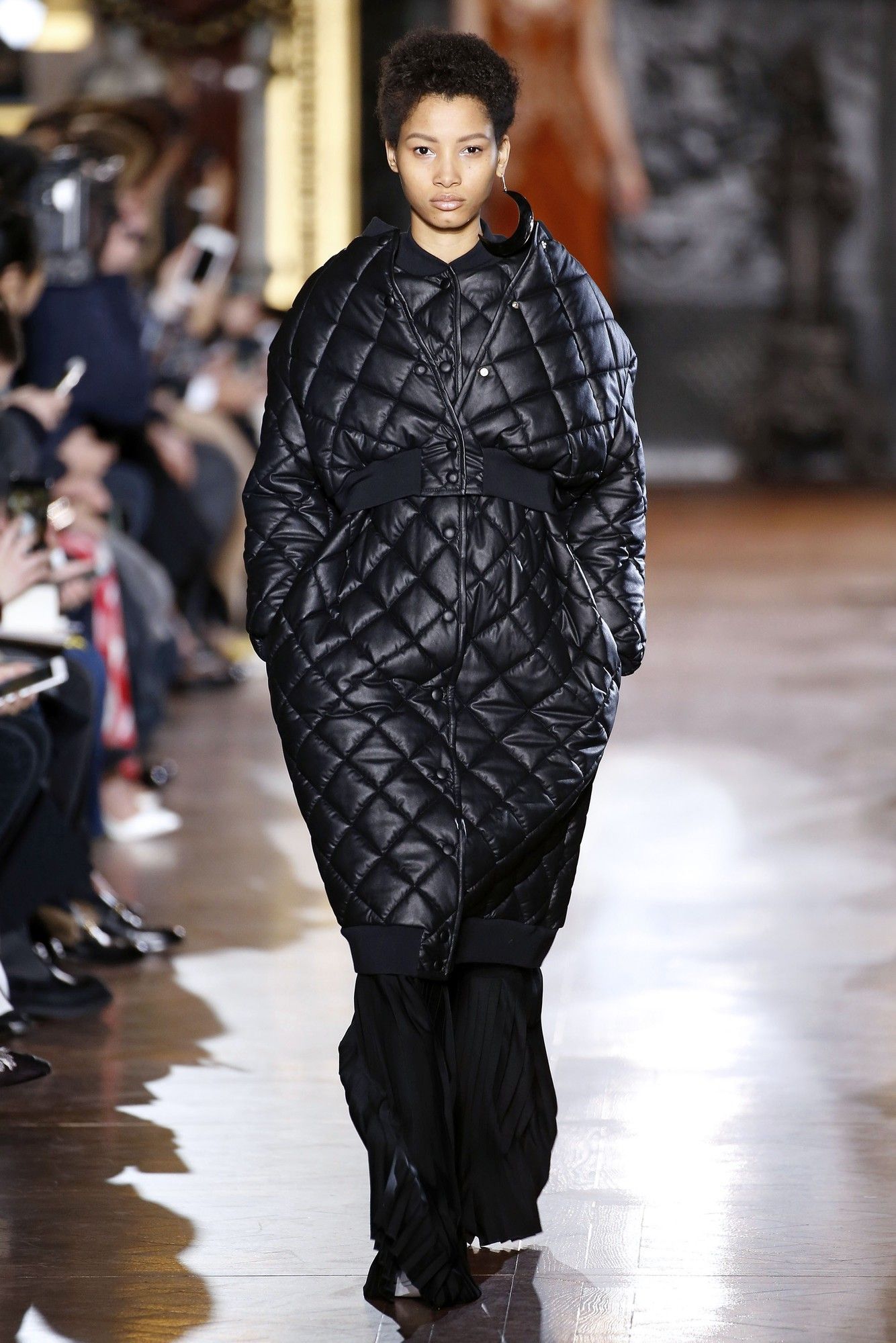 Коллекция Stella McCartney прет-а-порте сезона осень-зима 2016-2017_2