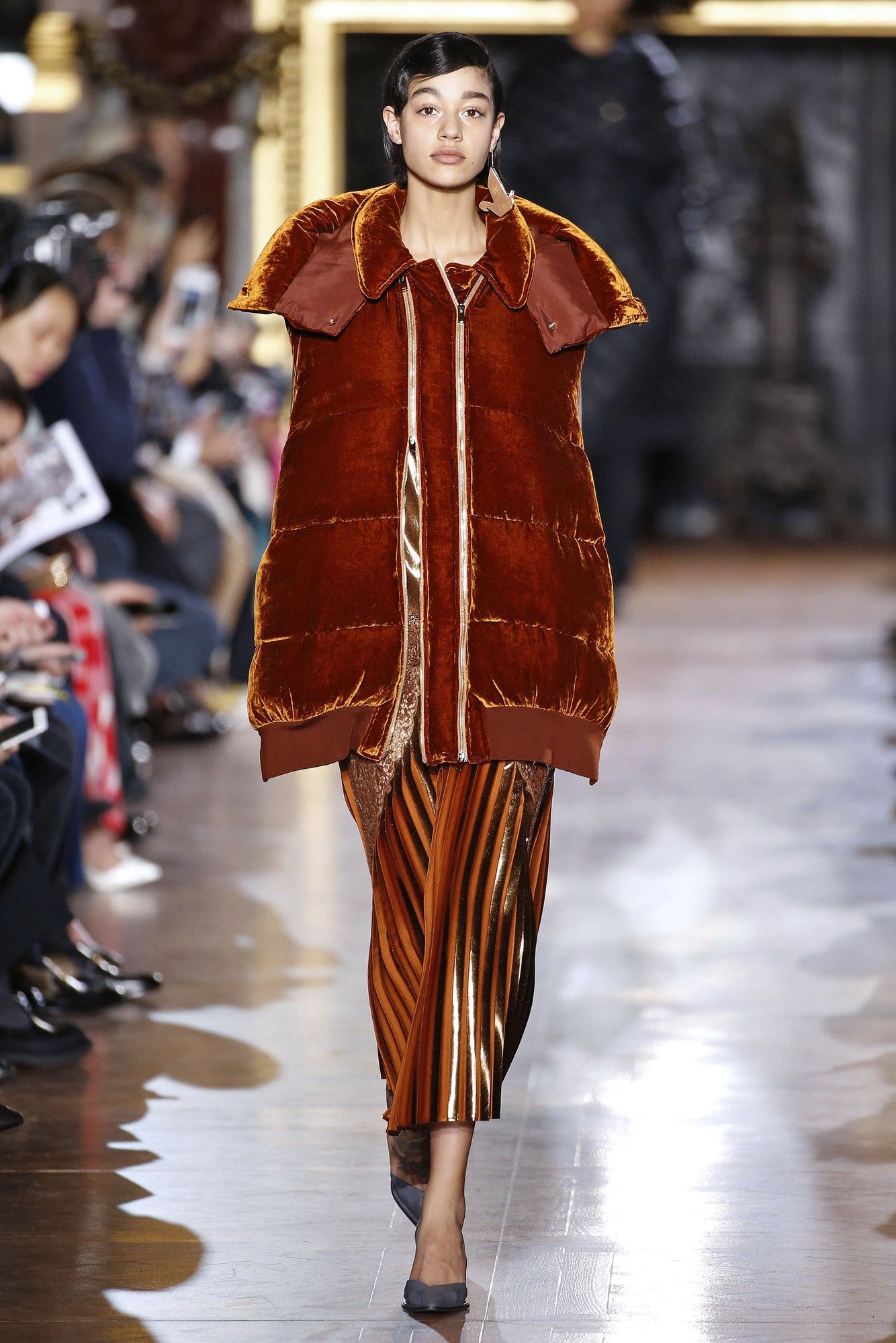 Коллекция Stella McCartney прет-а-порте сезона осень-зима 2016-2017_1