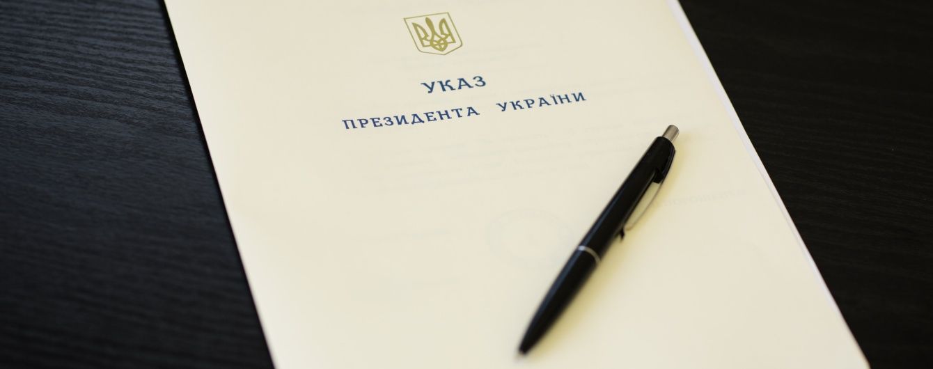 Порошенко нагородив понад 100 військових, які воювали в зоні АТО