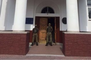 У львівській Держприкордонслужбі влаштували обшуки
