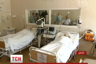 Із фронту до Дніпра госпіталізували військового зі страшними пораненнями
