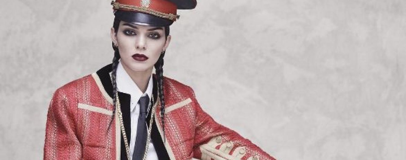 Дівчина-вамп: Сестра Кім Кардашян вразила фатальним look-ом у новому фотосеті